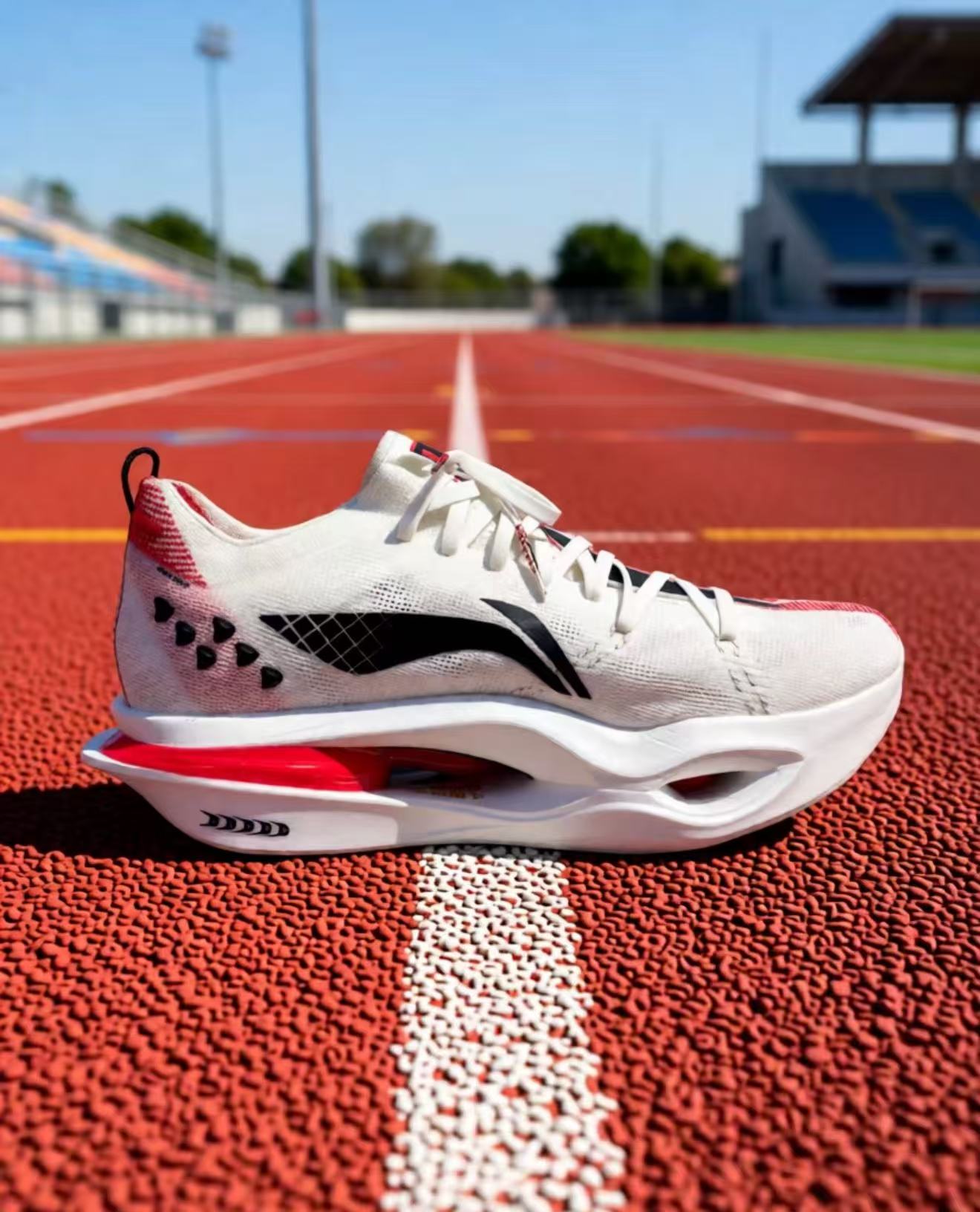 Li-Ning Feidian 6 Ultra Review: Best Marathon Racing Shoe 2026