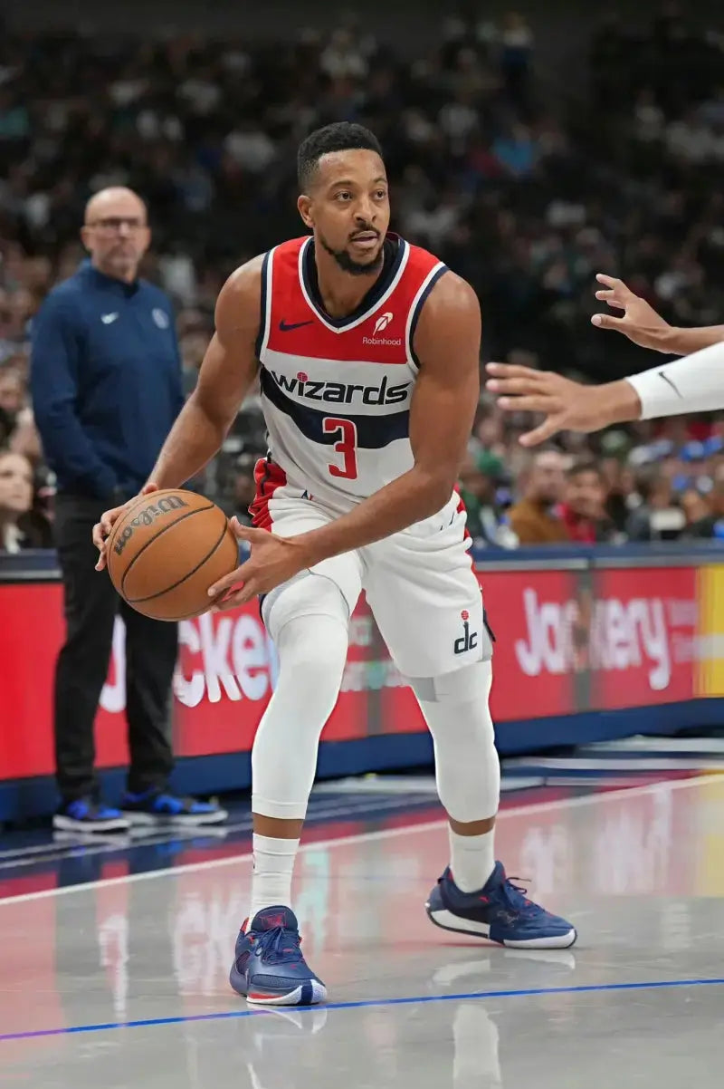 CJ-McCollum-wore-the-Wizards-colorway-Li-Ning-CJ4-against-the-Mavericks VJSNEAKER