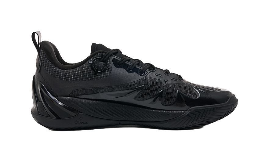 Unisex low-top basketball shoe in black, lace-up with textured overlay and paneling