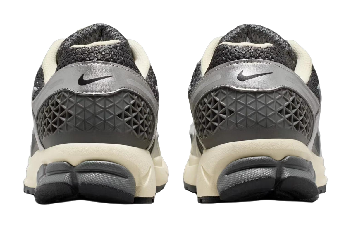 Nike Zoom Vomero 5 Running Shoes Mens Gray Silver  vjsneaker.com