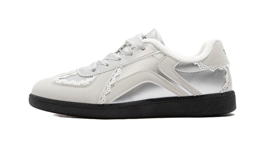 TUOPIN Slip Resistant, Abrasion Resistant, Lightweight Low top Skateboard Shoes Womens  VJSNEAKER