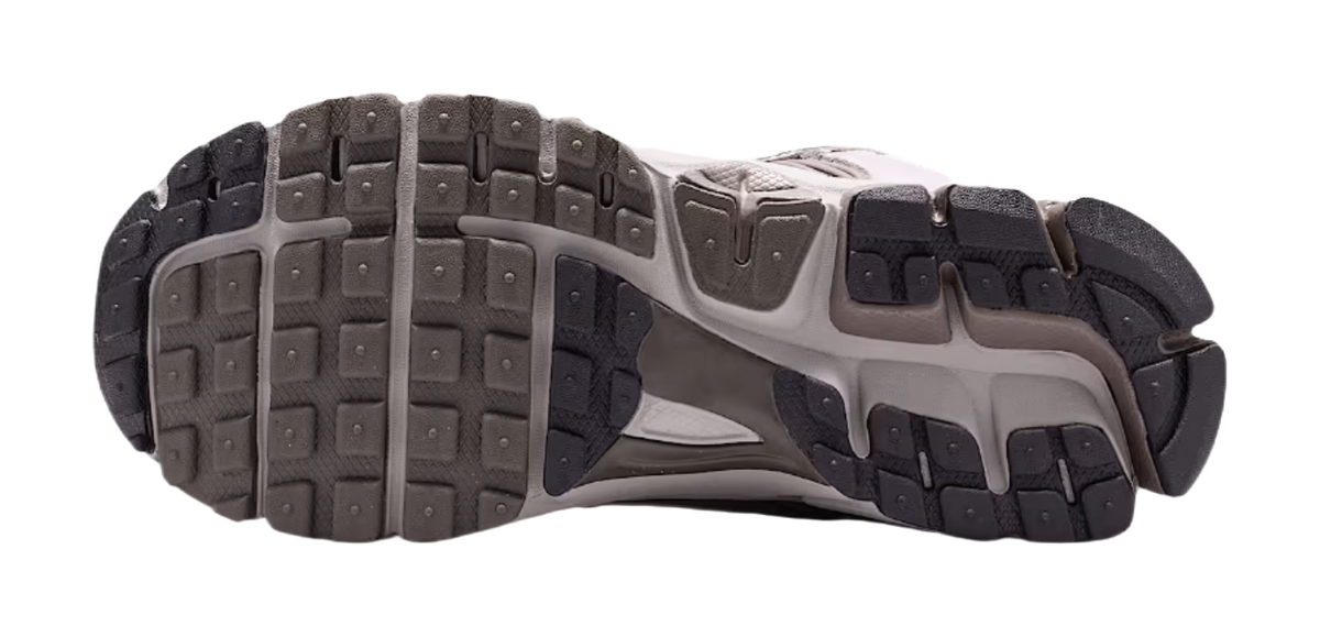 Nike Vomero 5 Shock Absorbers Low Top Kids Running Shoes Preppy Gray/Cave Stone/Metallic Silver/Black Teenagers  vjsneaker.com