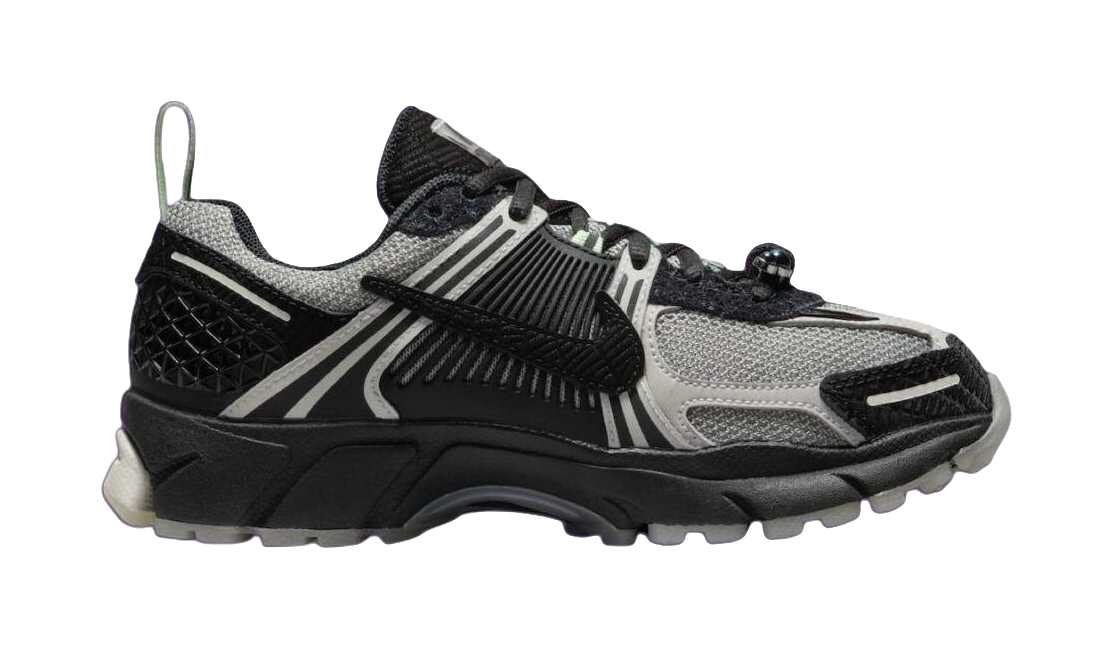 Nike Vomero 5 Abrasion Resistant Low top Kids Running Shoes Black White Green Kids  vjsneaker.com