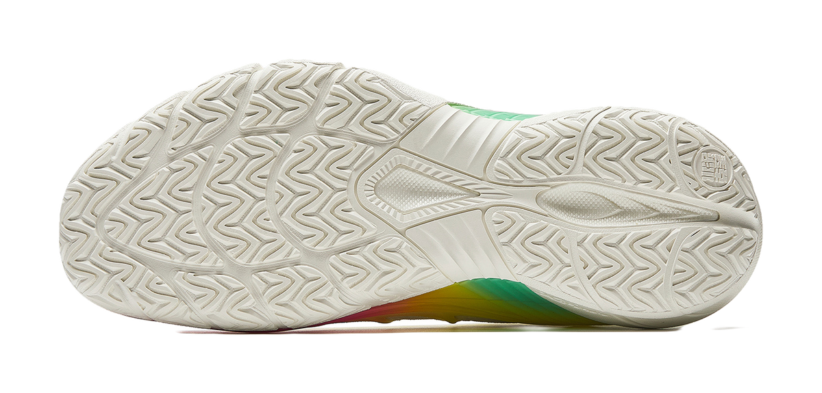 Men's low-top basketball shoes, white textured rubber outsole with herringbone tread pattern.