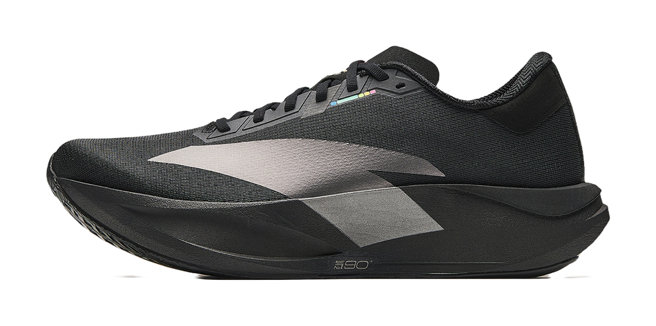 Men's low-top racing running shoes in black with gray panels and lace-up closure