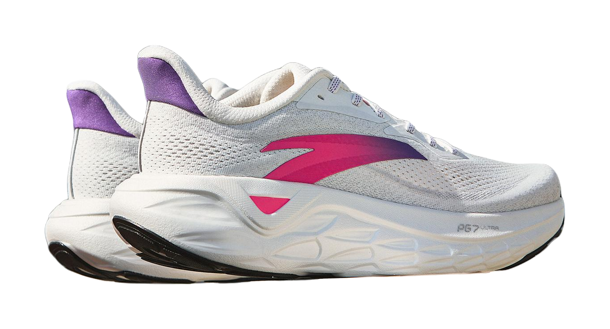 Men's low-top running shoes in light gray/white with bright pink and purple overlays