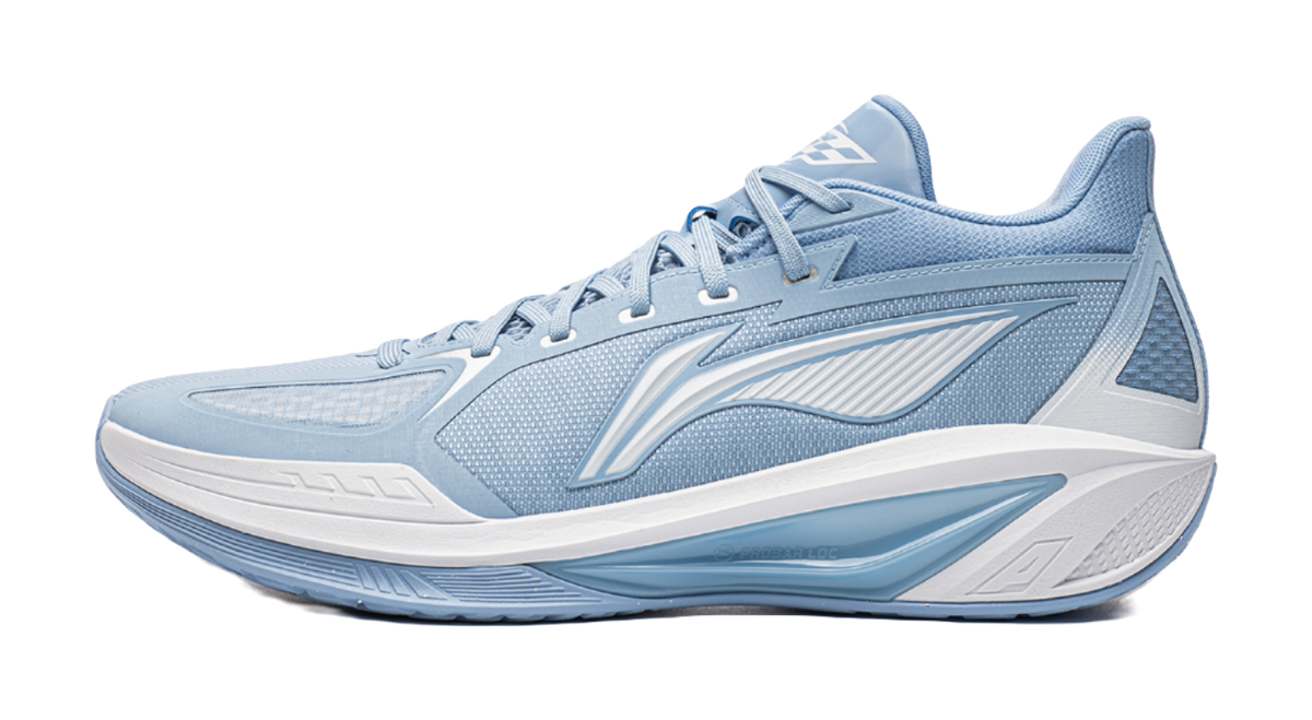 Li Ning low-top basketball shoes in powder blue, lace-up