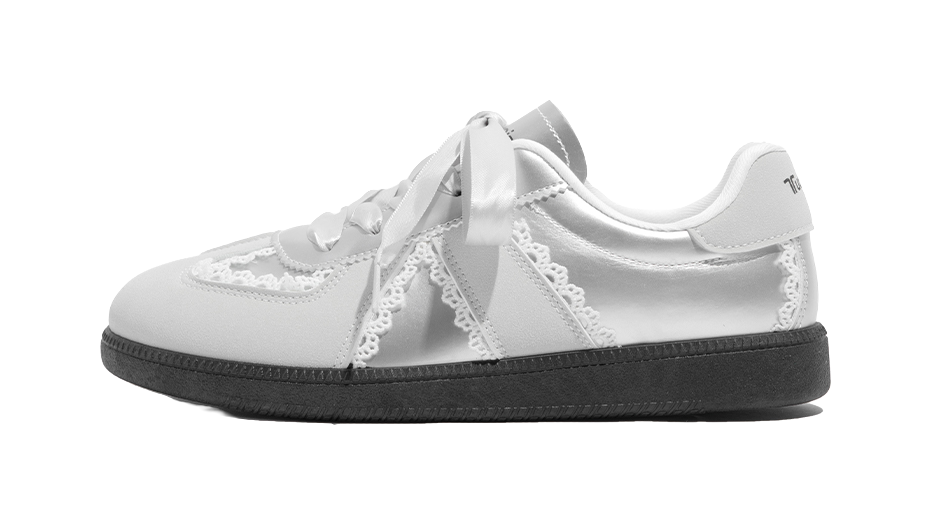 TUOPIN Slip Resistant, Abrasion Resistant, Lightweight Low top Skateboard Shoes Womens  VJSNEAKER