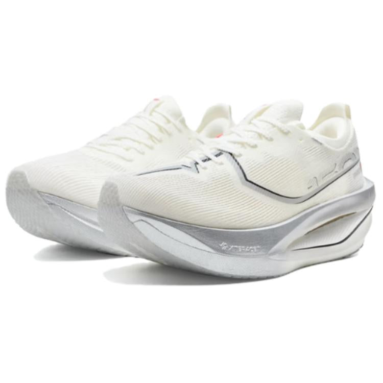 Xtep 160X 7.0 PRO 975319110041 - Marathon Racing Shoe Men White Silver