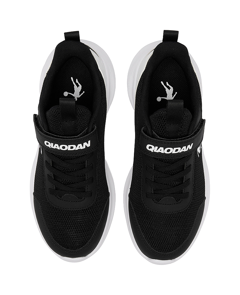 QIAODAN Breathable Lightweight Cushioning Low Top Running Shoes Black/Silver Kids' 
