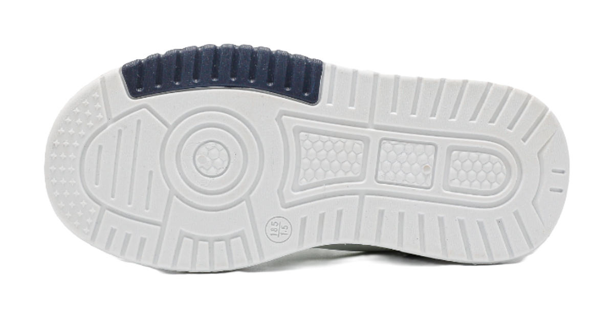 Warrior Boys Athletic Shoes Breathable Lightweight Cushioning Low top Girl Skateboard Shoes Kids  VJSNEAKER