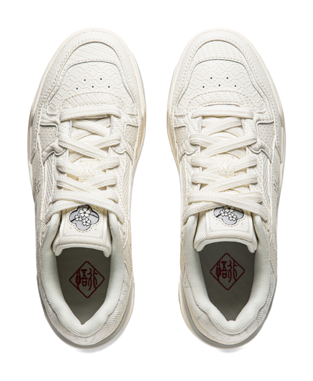 LiNing Moon White 2.0 Anti Slip Wear Resistant Breathable Height Increasing Low Top Skateboard Shoes Women's Ecru 