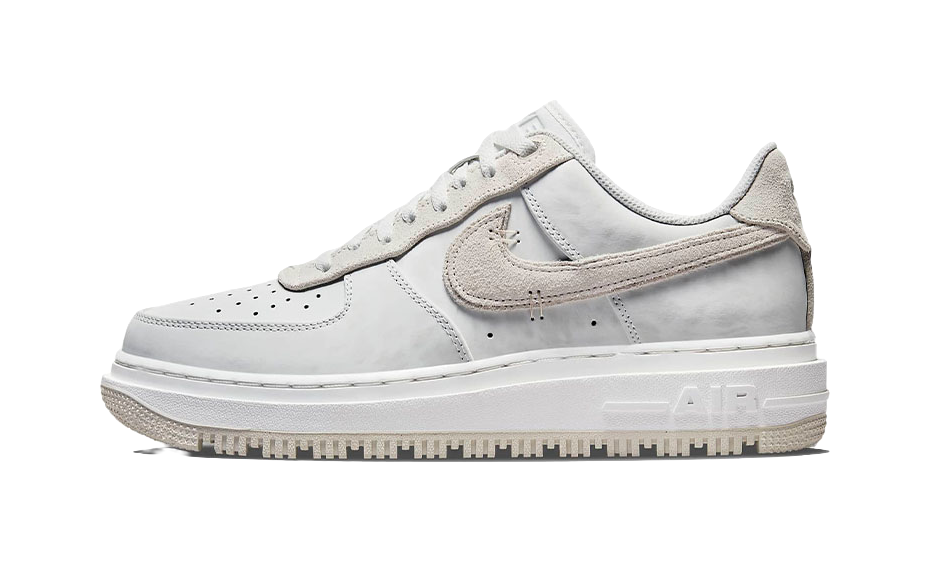 Nike Air Force 1 Luxe Triple White  VJSNEAKER