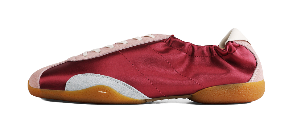 Low-top training sneakers in deep red with gray suede panels and gum rubber sole