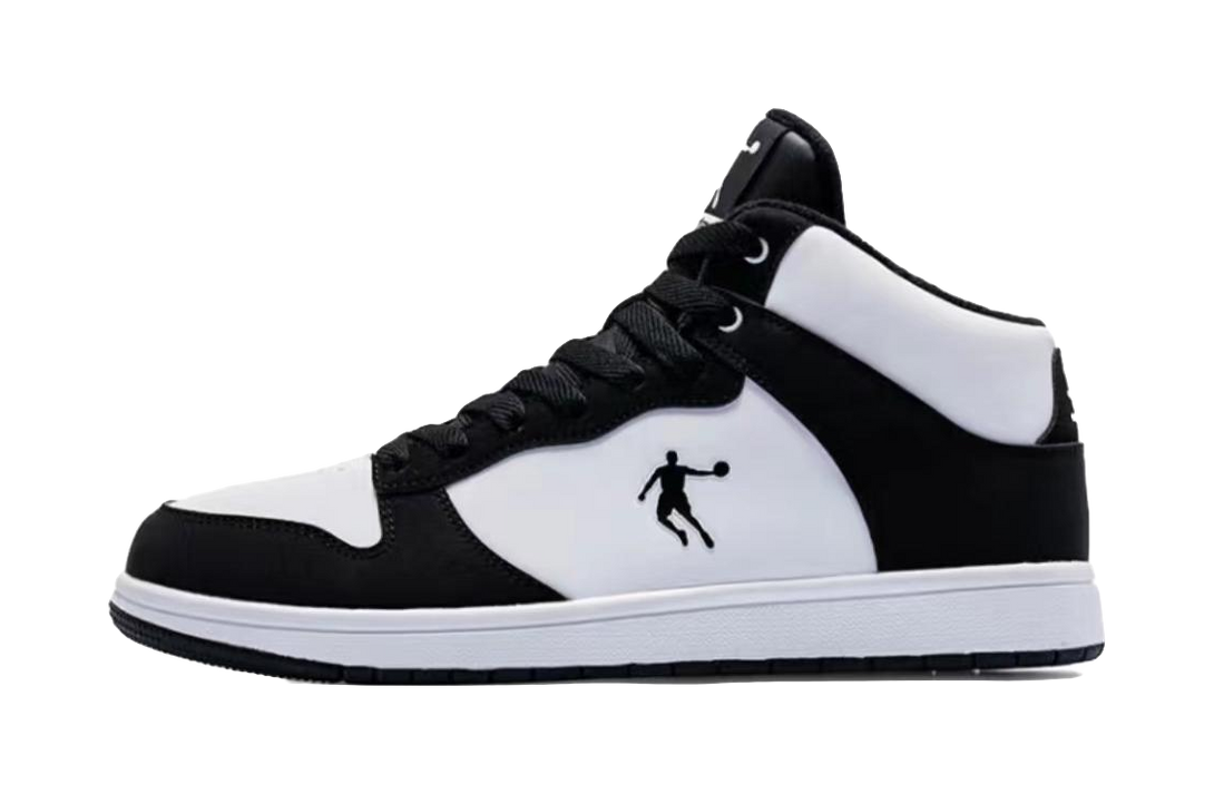 QIAODAN Panda Print High top Skateboard Shoes Men's White Black 