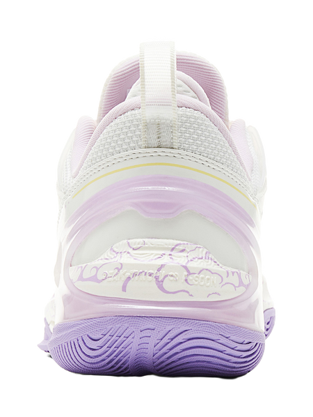 PEAK basketball shoe rear view, padded white collar with light purple outsole