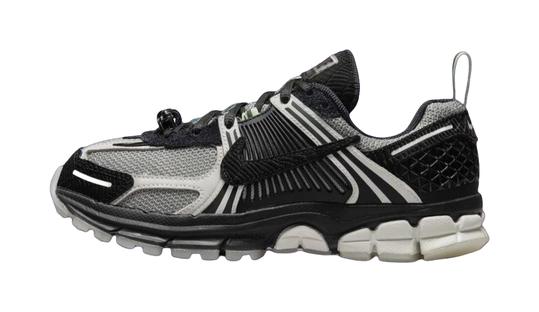 Nike Vomero 5 Abrasion Resistant Low top Kids Running Shoes Black White Green Kids  vjsneaker.com