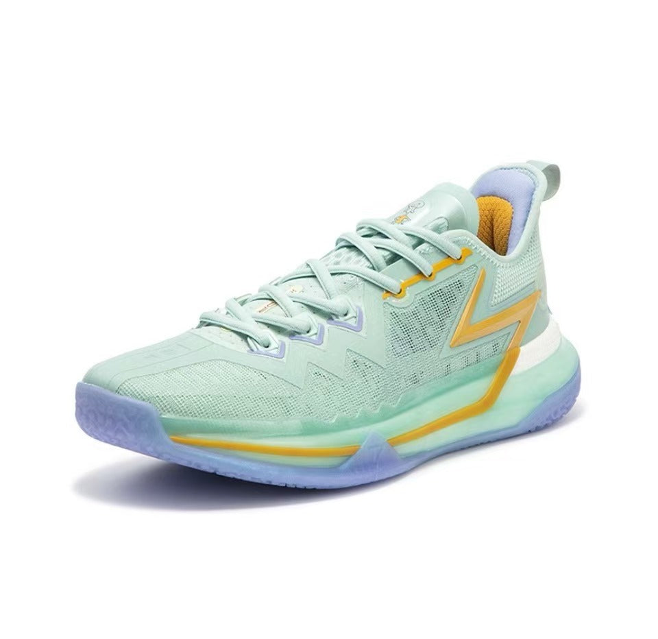 Front  view of 361° Big 3 Future Basketball Shoes Men Low-Top Bleached Light Green/Iris