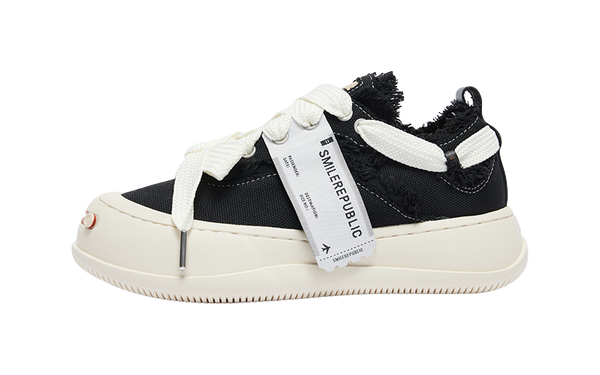 SMILEREPUBLIC Open Laugh Series - Classic Black Low-Top Canvas Shoes with Replaceable Logo Unisex 