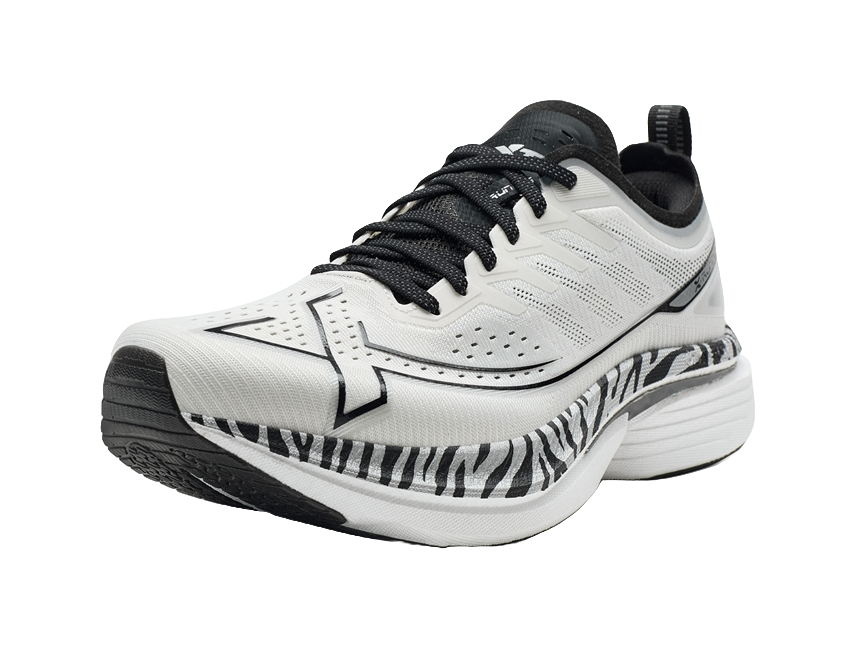 XTEP One Piece Molding 3 Running Shoes Men's Low top Sail White/Black 
