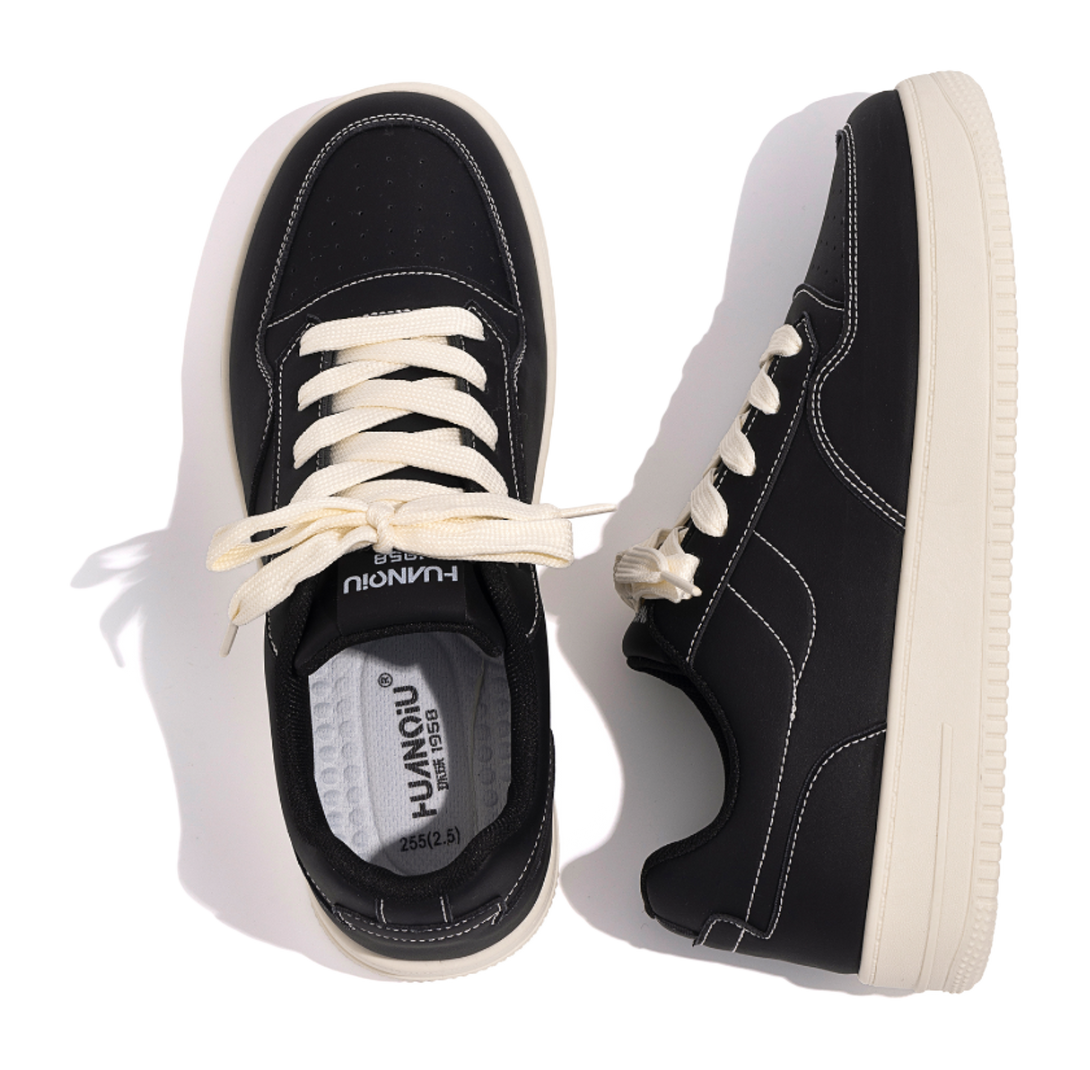 HUANQIU White Sneakers Lightweight Coverage Low top Skateboard Shoes Men's 