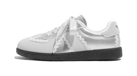 TUOPIN Slip Resistant, Abrasion Resistant, Lightweight Low top Skateboard Shoes Womens  VJSNEAKER