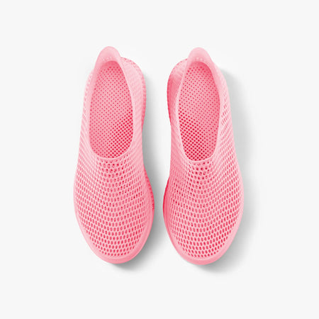 3D-printed casual sneakers, light pink mesh slip-on with back openings