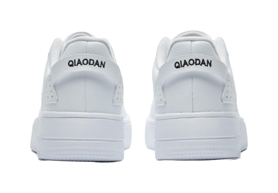 QIAODAN Little White Women's Low-Top Skateboard Shoes - Classic Thick-Soled Height Increase & Versatile Comfort White 