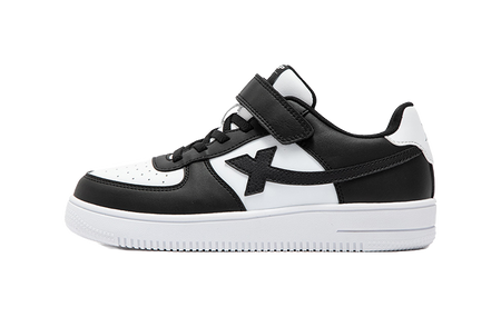 XTEP Slip Resistant, Abrasion Resistant, Breathable, Lightweight Cushioning Low top Skateboard Shoes Xtep White/black  VJSNEAKER