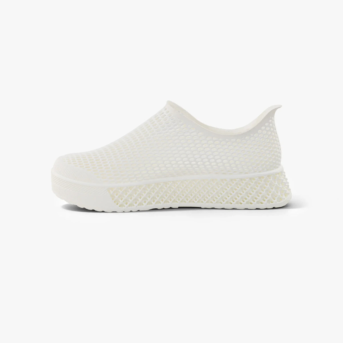 Off-white slip-on casual sneaker with 3D printed mesh upper and chunky sole