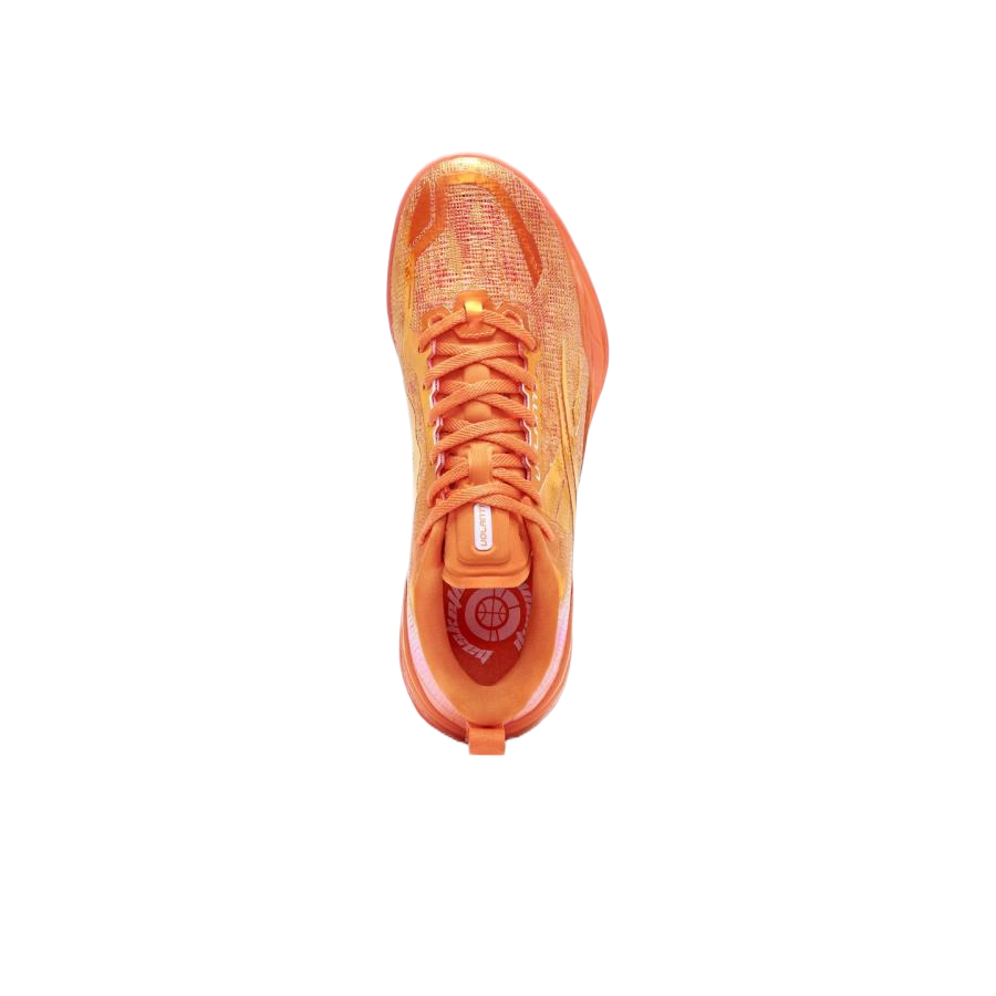 Volanti Mars Orange basketball shoes, lace-up tongue and breathable mesh upper