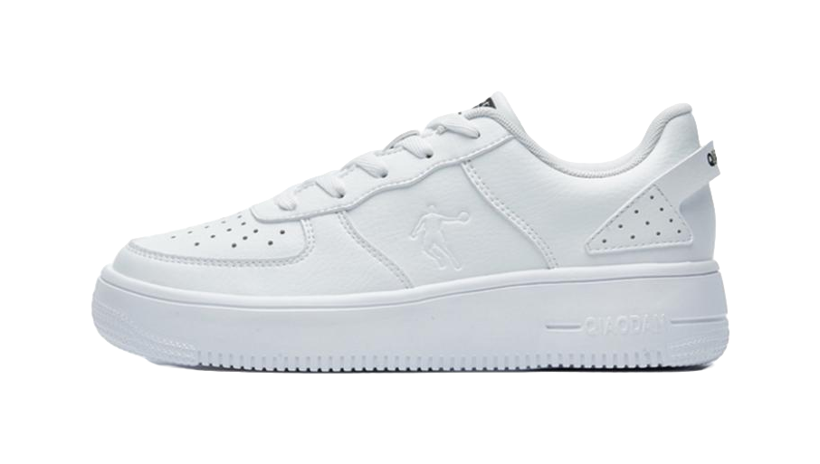 QIAODAN Little White Women's Low-Top Skateboard Shoes - Classic Thick-Soled Height Increase & Versatile Comfort White 