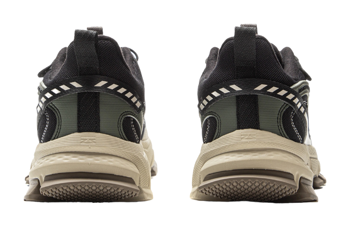 Li Ning Children's Sports Life Series Synthetic Leather Fabric Splicing Comfortable Trendy Children's Casual Shoes Black Grey Green Children's Edition  VJSNEAKER