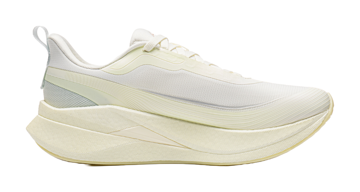 Women's low-top running shoes, off-white upper with pale yellow midsole and light blue stripes
