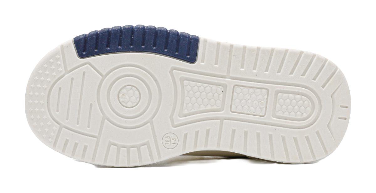 Warrior Boys Athletic Shoes Breathable Lightweight Cushioning Low top Girl Skateboard Shoes Kids  VJSNEAKER