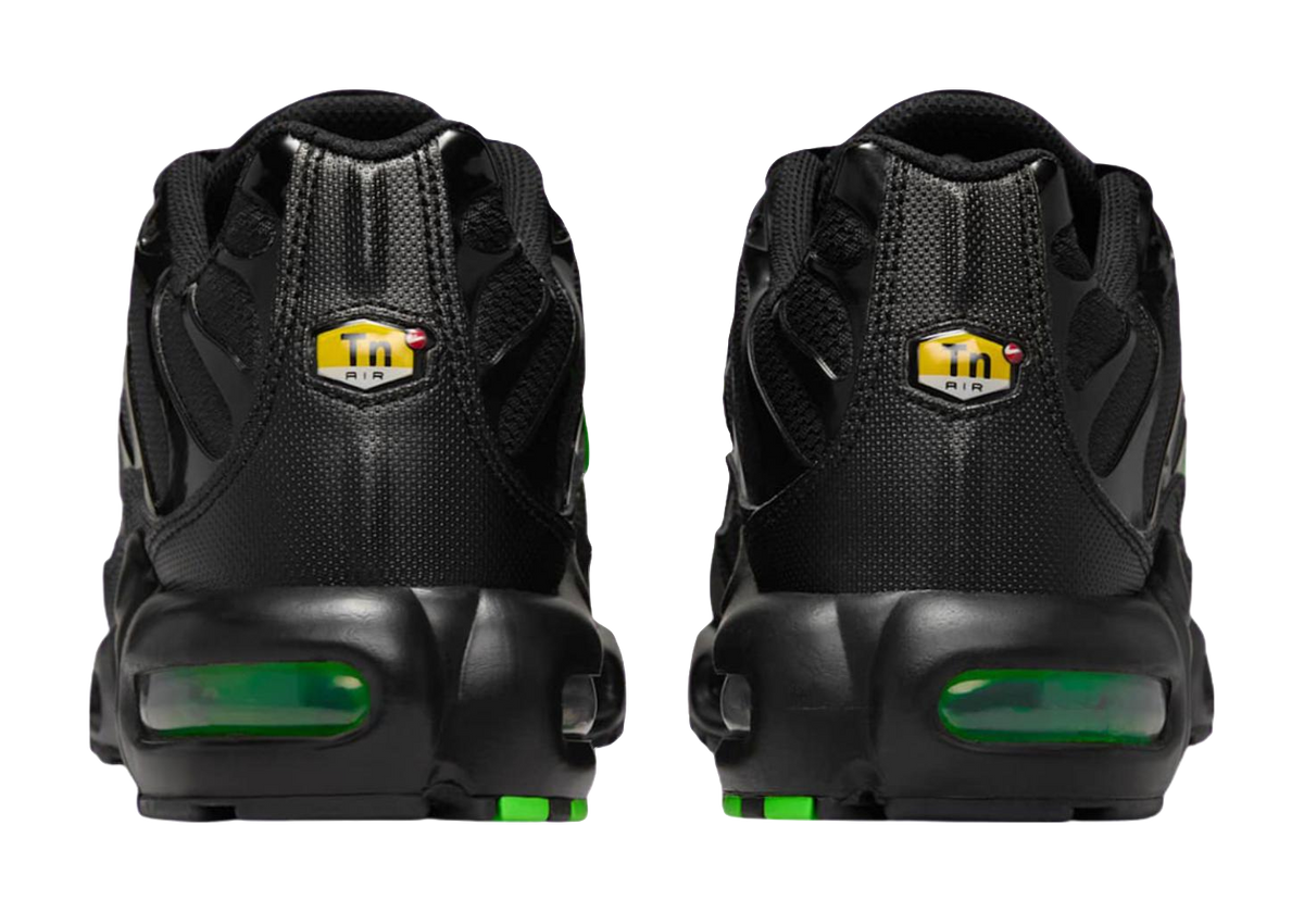 Nike Air Max Plus Abrasion Resistant Low top Training Casual Running Shoes Mens Black Green  vjsneaker.com