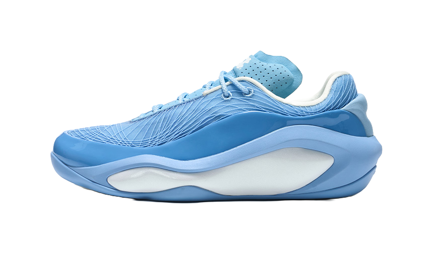 Men's blue lace-up basketball shoes with knit upper and thick rubber sole