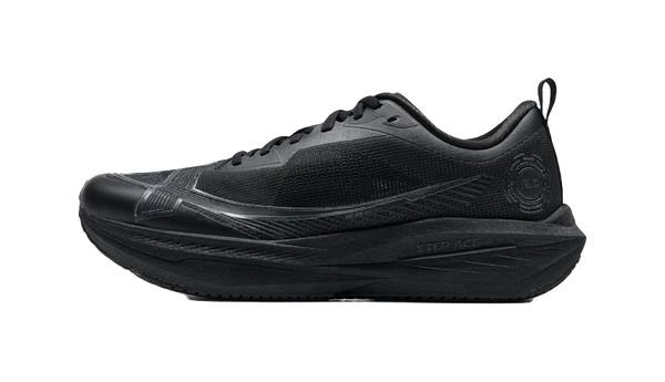 XTEP One piece Molded 2nd Generation Cushioning, Wear Resistant Low top Running Shoes Men's Belief Color Scheme 