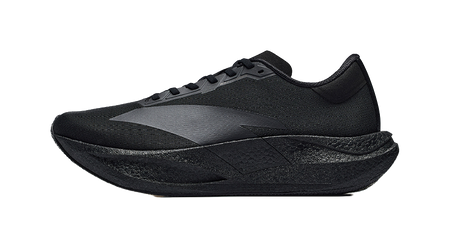 Men's low-top running shoes in black with dark gray synthetic panels