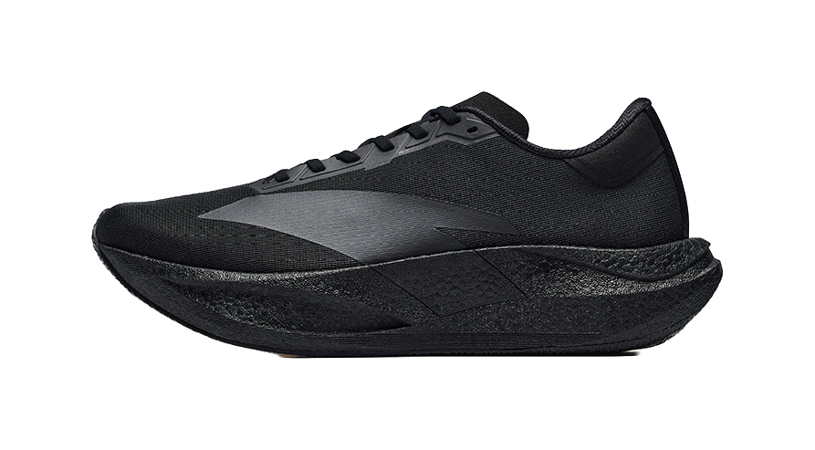 Men's low-top running shoes in black with dark gray synthetic panels