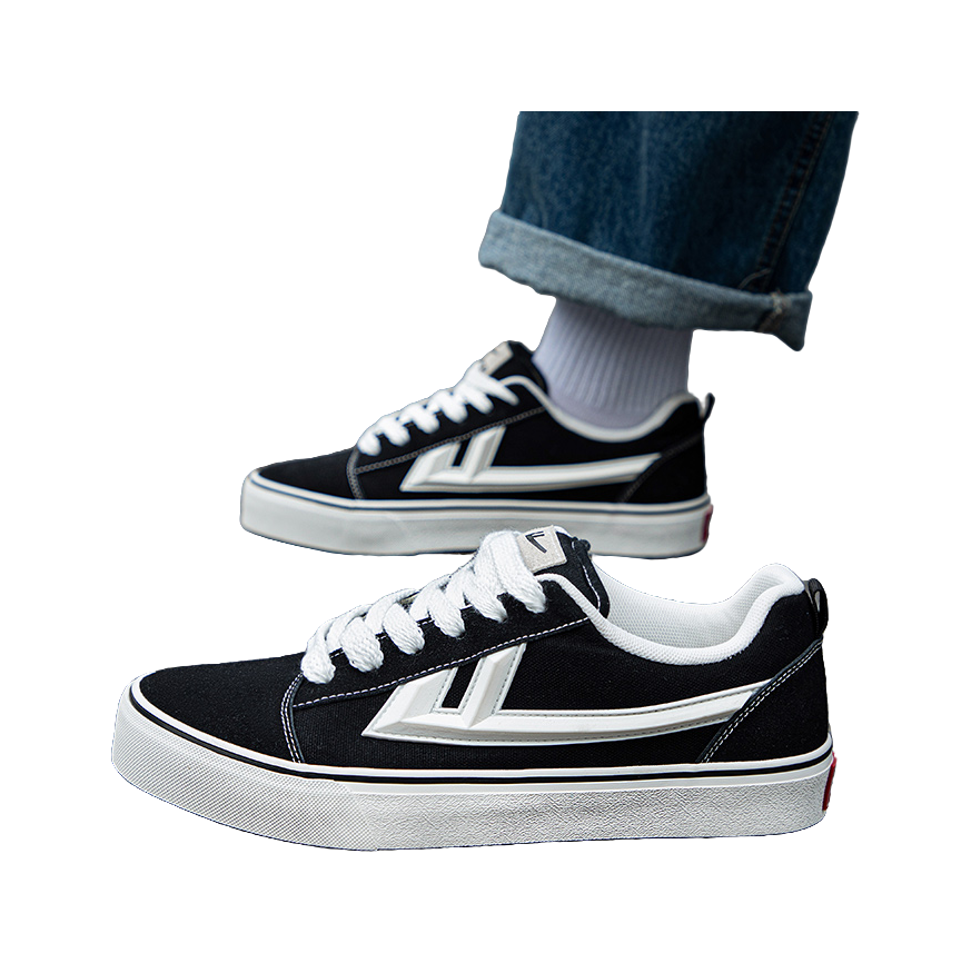 Warrior Back To School Selected, Casual Puffy Shoes Wear resistant And Lightweight Low top Canvas Shoes Unisex Black 