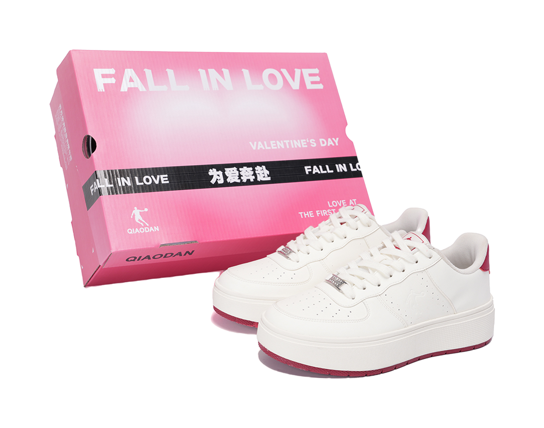 QIAODAN Five Centimeters Skateboard Shoes Women's Low top Ivory Iron Red 