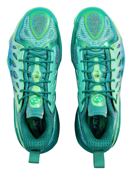 Li-Ning green basketball sneaker pair, front-facing with mesh tongue and lace-up front