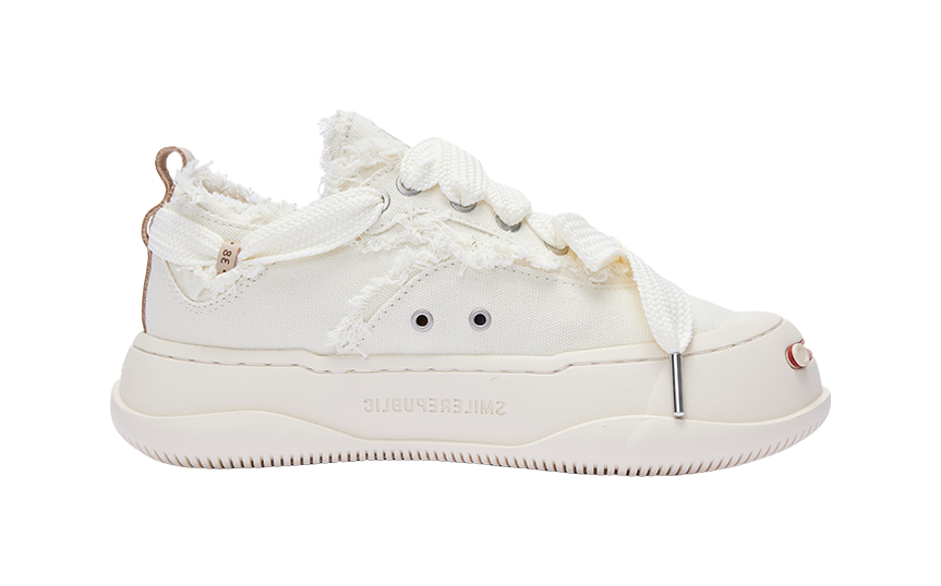 SMILEREPUBLIC Laugh Series Abrasion Resistant Lightweight Height Increasing Low top Canvas Shoes Unisex Native White 