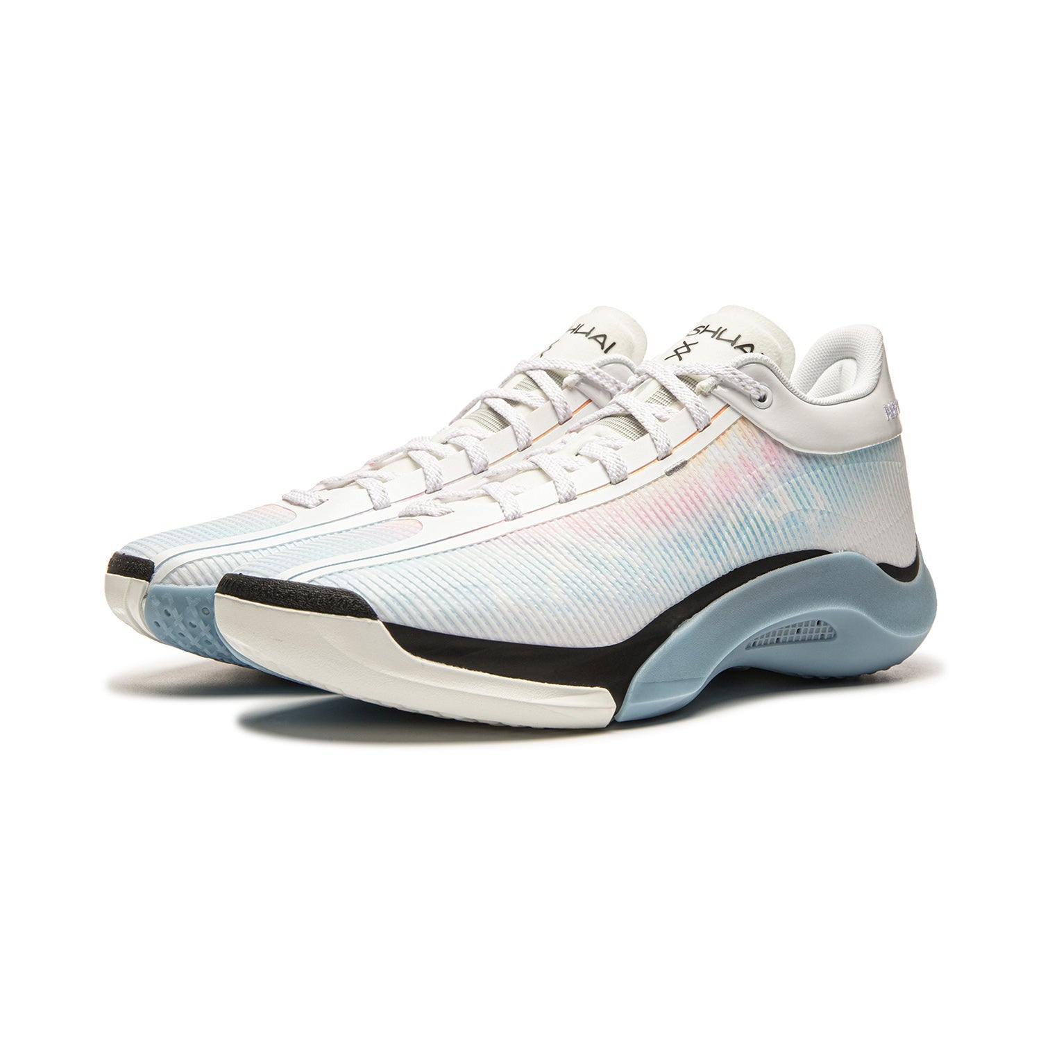 Men's basketball shoes, white mesh upper with light blue sole and black heel details