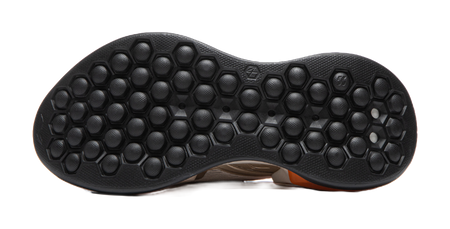 Black rubber outsole with round traction nubs on Li-Ning Shadow running shoe