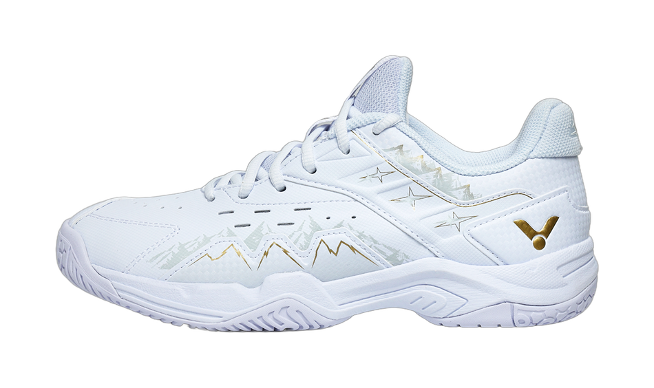 Unisex badminton shoe in white with light blue collar and gold logo accents