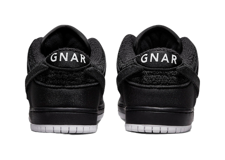 Nike X Gnarhunters Sb Dunk Low Black  vjsneaker.com