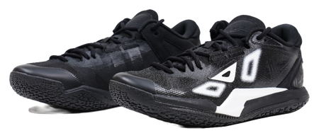Low-top basketball shoes, black with white side logo and textured rubber outsole