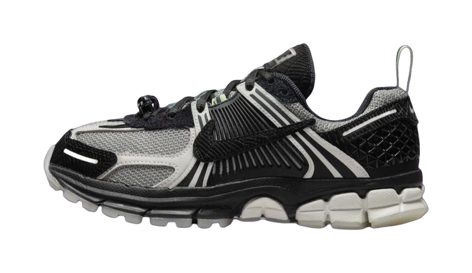 Nike Vomero 5 Abrasion Resistant Low top Kids Running Shoes Black White Green Kids  vjsneaker.com